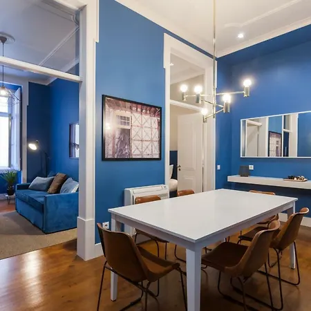 Baixa Vintage Three-bedroom - By Lu Holidays דירה *