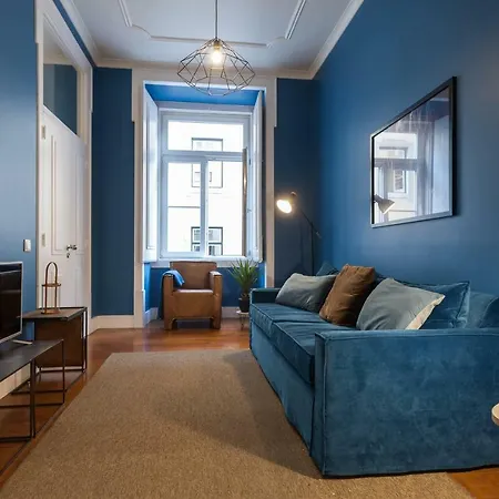 Appartamento Baixa Vintage Three-bedroom - By Lu Holidays *